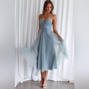 Selfie Leslie Smitten Sweetheart Neckline Chiffon Midi Dress Sage Medium